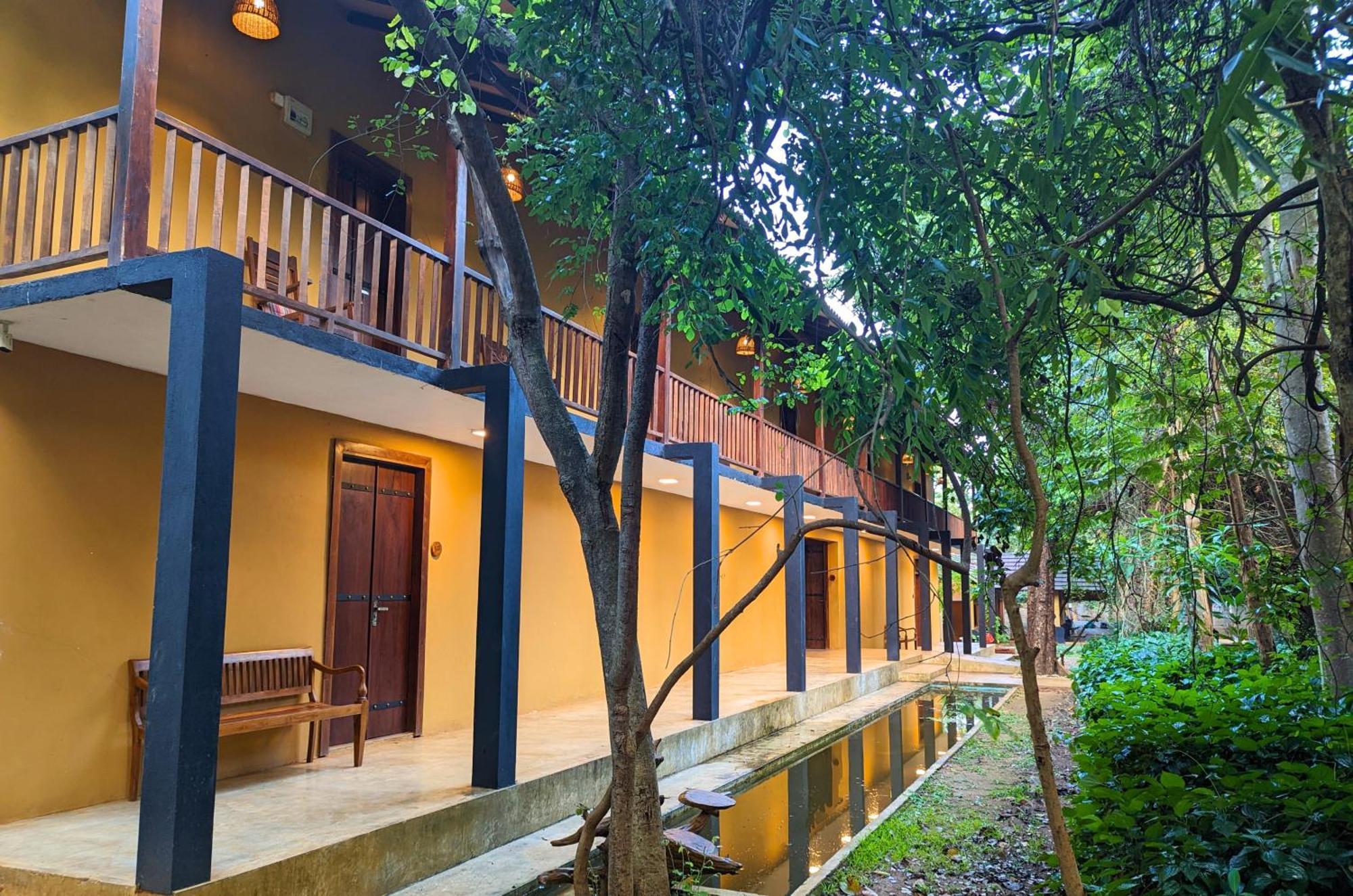 Pinthaliya Resort Sigiriya Exterior photo